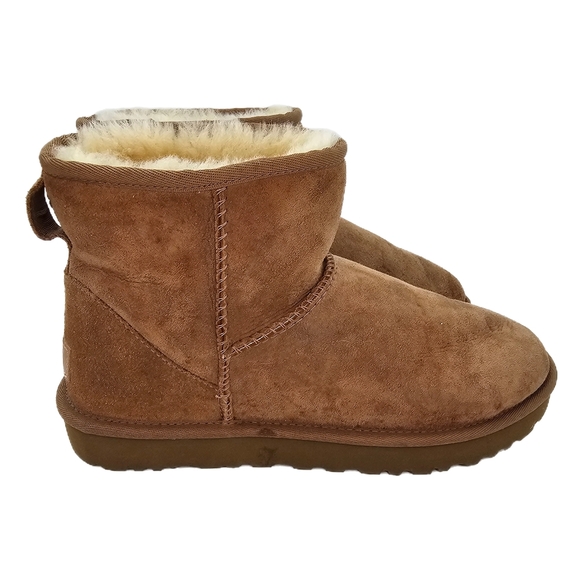 UGG Classic Mini II Boots Chestnut Tan Size 10 Preowned - Picture 1 of 14